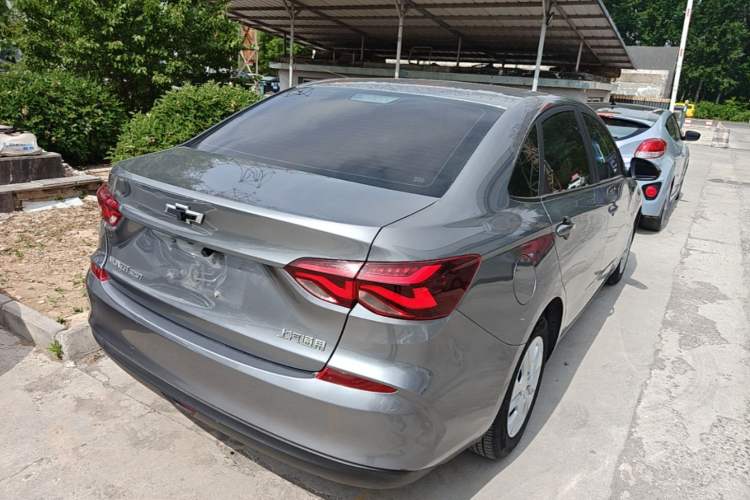 Used Chevrolet Monza 2019 320T Manual Xinxin Edition China VI Rear Right 45 Deg