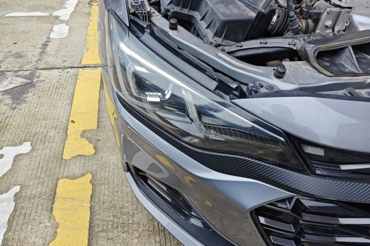 Used Chevrolet Monza 2019 RS 330T Automatic Comfort Edition China VI Standard Right Front Headlight
