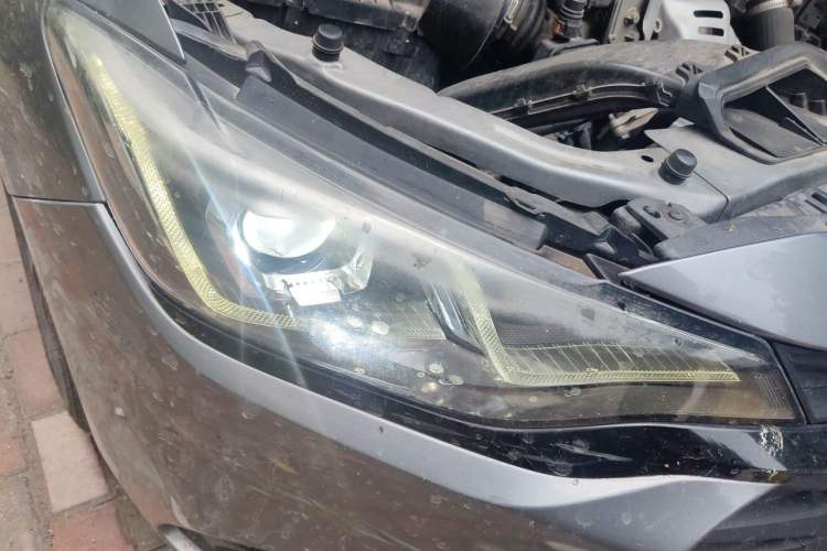 Used Chevrolet Monza 2019 Redline 320T Dual-Clutch Joyful Edition China VI Standard Right Front Headlight