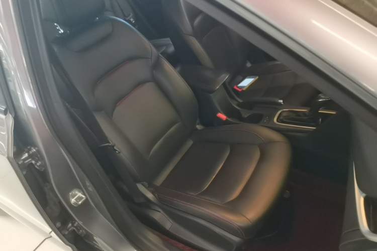Used Chevrolet Monza 2019 RS 330T Automatic Sporty Edition China VI Standard Right Front Seat