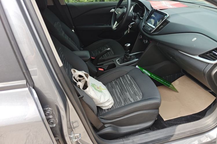 Used Chevrolet Monza 2019 320T Manual Xinxin Edition China VI Right Front Seat