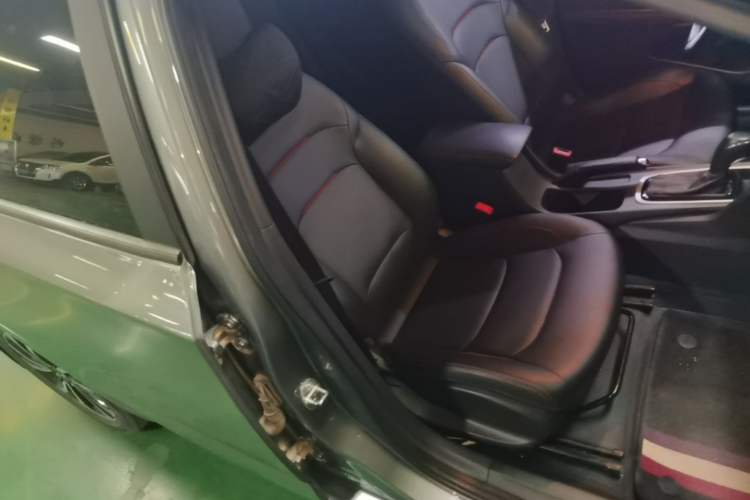 Used Chevrolet Monza 2019 RS 330T Automatic Comfort Edition China VI Standard Right Front Seat