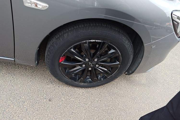 Used Chevrolet Monza 2019 Redline 320T Dual-Clutch Sporty Version China VI Standard Right Front Wheel Hub