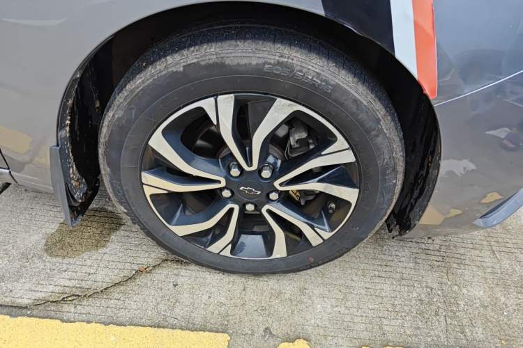 Used Chevrolet Monza 2019 RS 330T Automatic Comfort Edition China VI Standard Right Front Wheel Hub