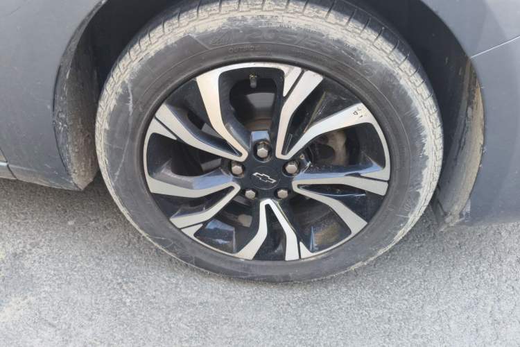 Used Chevrolet Monza 2019 RS 330T Automatic Comfort Edition China VI Standard Right Front Wheel Hub