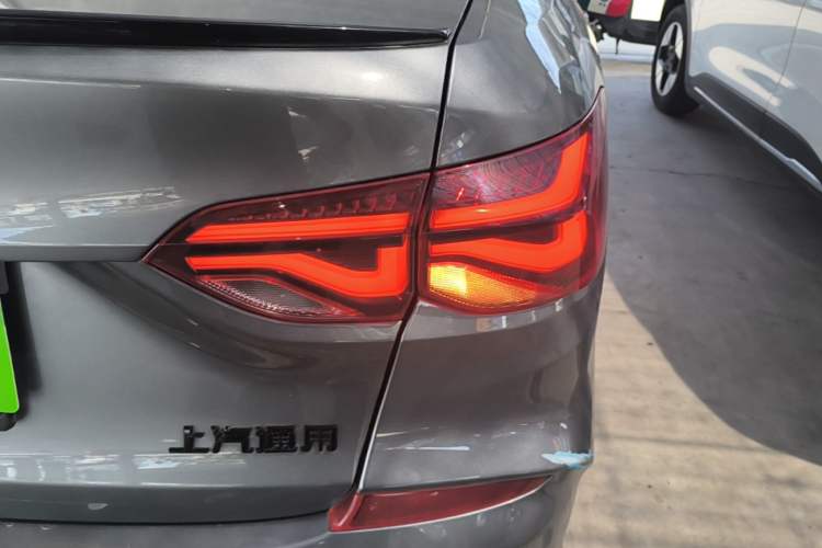 Used Chevrolet Monza 2019 Redline 320T Dual-Clutch Sporty Version China VI Standard Right Rear Taillight