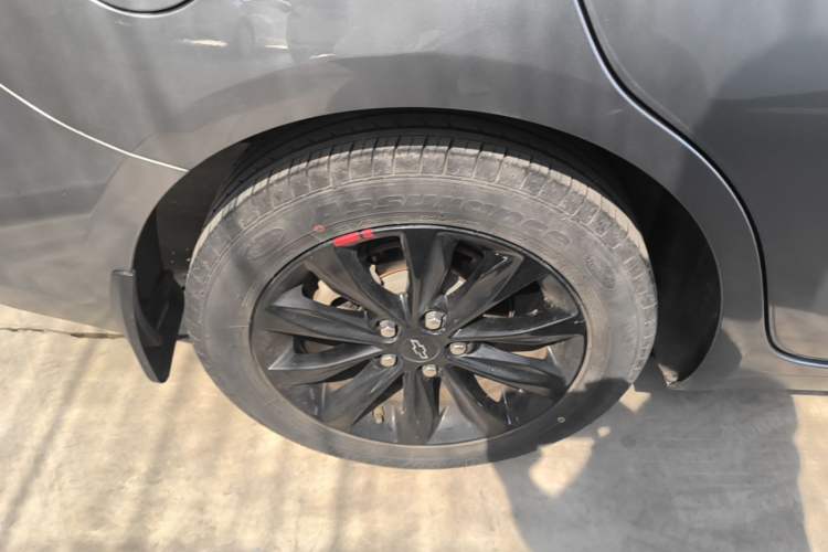 Used Chevrolet Monza 2019 Redline 320T Dual-Clutch Sporty Version China VI Standard Right Rear Wheel Hub