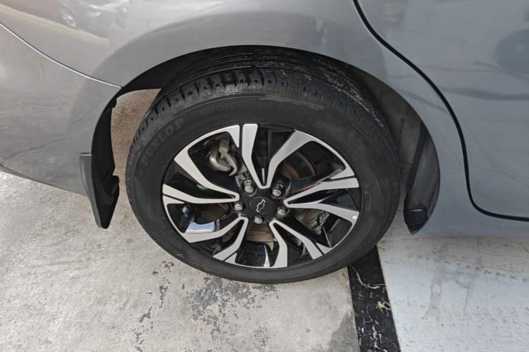 Used Chevrolet Monza 2019 RS 330T Automatic Comfort Edition China VI Standard Right Rear Wheel Hub