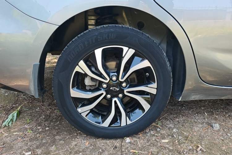 Used Chevrolet Monza 2019 RS 330T Automatic Comfort Edition China VI Standard Right Rear Wheel Hub