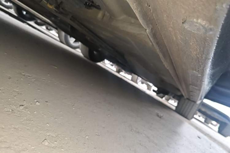 Used Chevrolet Monza 2019 Redline 320T Dual-Clutch Sporty Version China VI Standard Right Side Sill