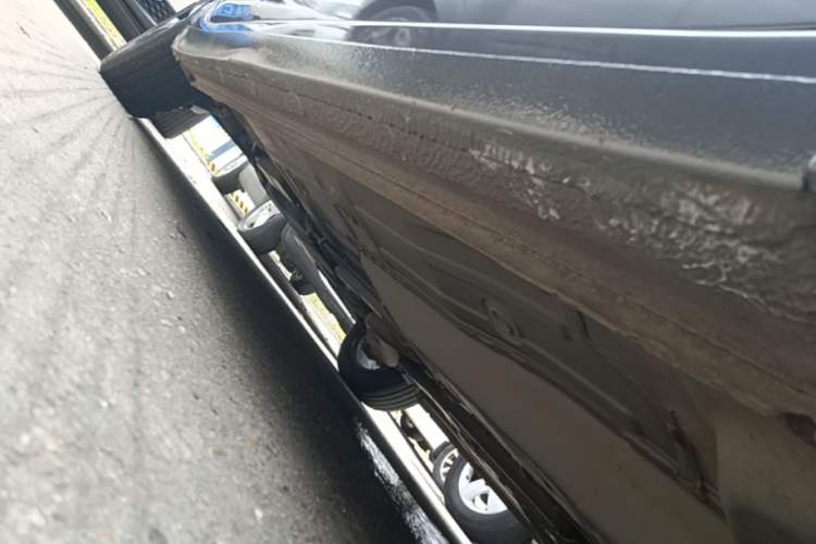 Used Chevrolet Monza 2019 RS 330T Automatic Comfort Edition China VI Standard Right Side Sill