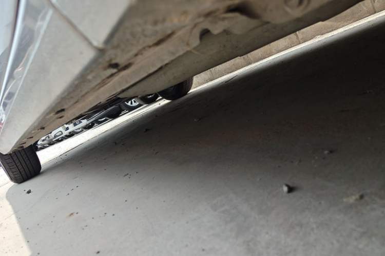 Used Chevrolet Monza 2019 320T Manual Xinxin Edition China VI Right Side Sill