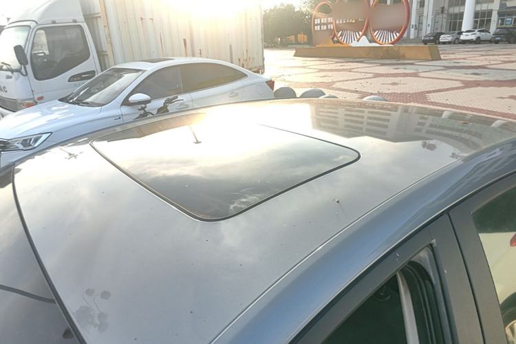 Used Chevrolet Monza 2019 Redline 320T Dual-Clutch Joyful Edition China VI Standard Roof