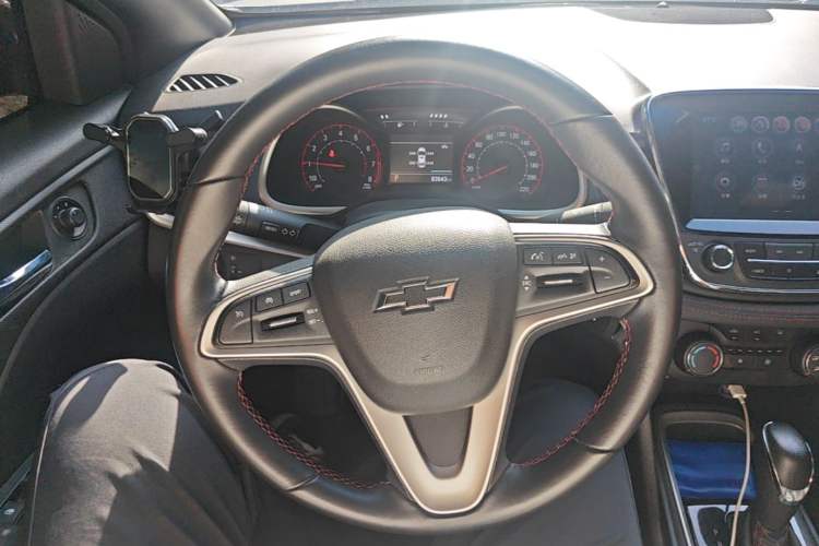 Used Chevrolet Monza 2019 RS 330T Automatic Comfort Edition China VI Standard Steering Wheel