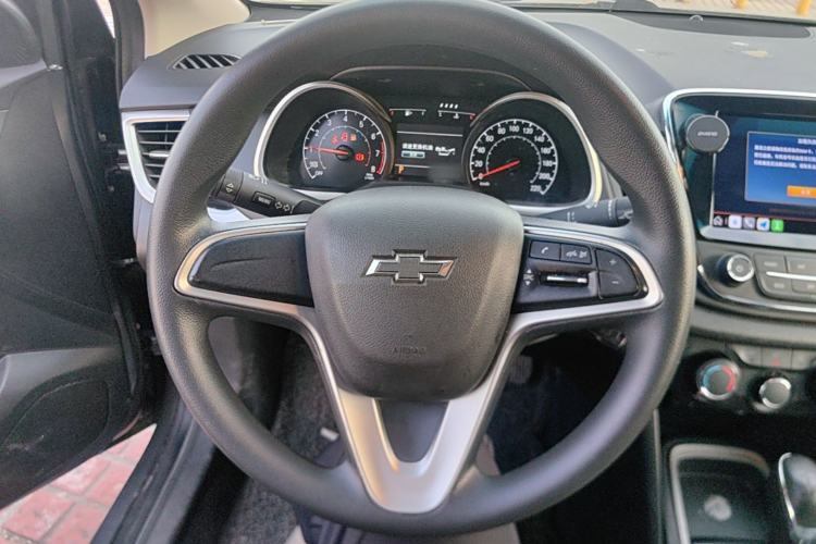 Used Chevrolet Monza 2019 Redline 320T Dual-Clutch Joyful Edition China VI Standard Steering Wheel