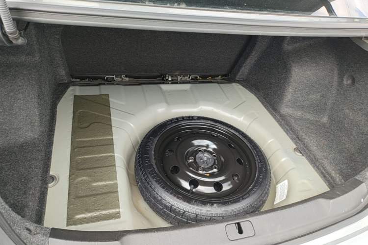 Used Chevrolet Monza 2019 RS 330T Automatic Comfort Edition China VI Standard Trunk