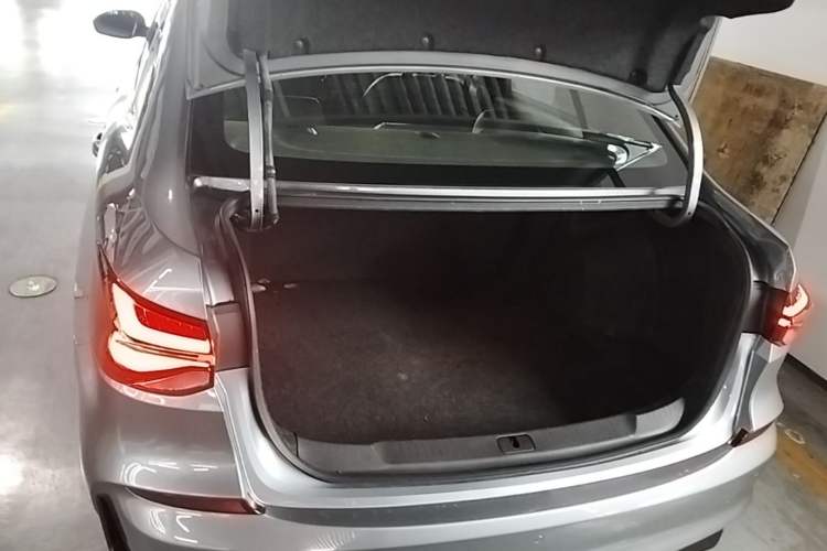 Used Chevrolet Monza 2019 RS 330T Automatic Comfort Edition China VI Standard Trunk