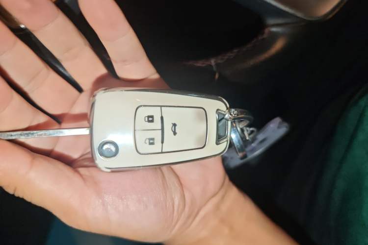 Used Chevrolet Monza 2019 RS 330T Automatic Comfort Edition China VI Standard Vehicle Key