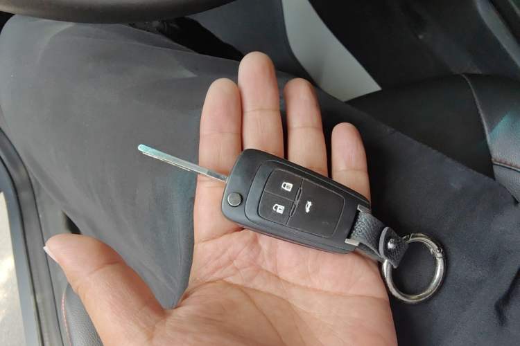 Used Chevrolet Monza 2019 RS 330T Automatic Comfort Edition China VI Standard Vehicle Key