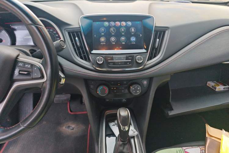 Used Chevrolet Monza 2019 RS 330T Automatic Comfort Edition China VI Standard Audio And AC Panel