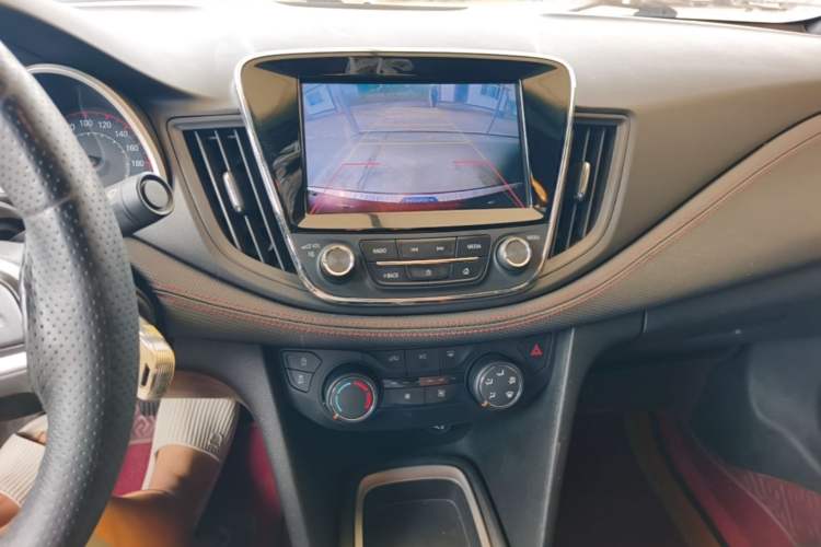 Used Chevrolet Monza 2019 RS 330T Automatic Comfort Edition China VI Standard Audio And AC Panel