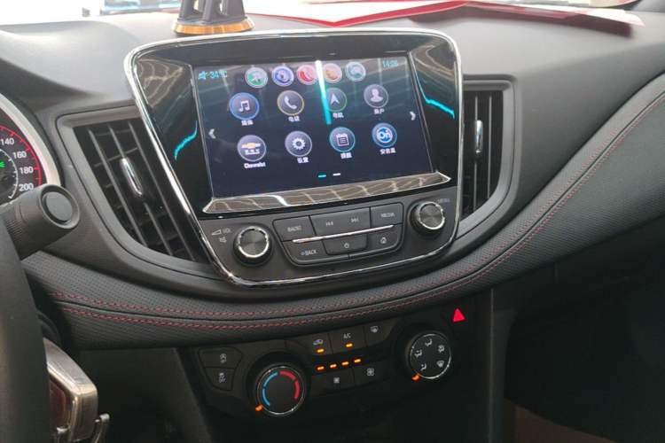 Used Chevrolet Monza 2019 RS 330T Automatic Comfort Edition China VI Standard Audio And AC Panel