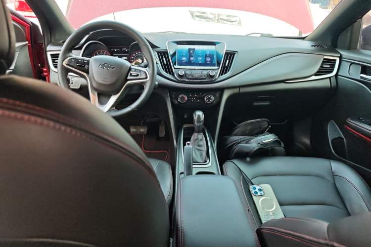 Used Chevrolet Monza 2019 RS 330T Automatic Comfort Edition China VI Standard Audio And AC Panel