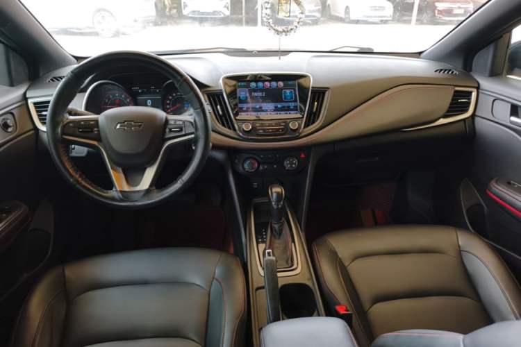 Used Chevrolet Monza 2019 RS 330T Automatic Comfort Edition China VI Standard Center Console
