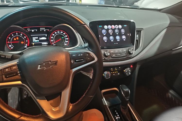 Used Chevrolet Monza 2019 RS 330T Automatic Comfort Edition China VI Standard Center Console