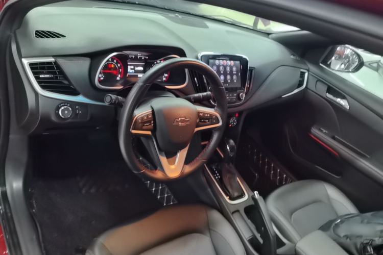 Used Chevrolet Monza 2019 RS 330T Automatic Comfort Edition China VI Standard Center Console