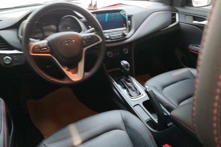 Used Chevrolet Monza 2019 RS 330T Automatic Comfort Edition China VI Standard Center Console