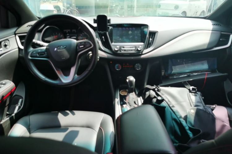 Used Chevrolet Monza 2019 RS 330T Automatic Comfort Edition China VI Standard Center Console