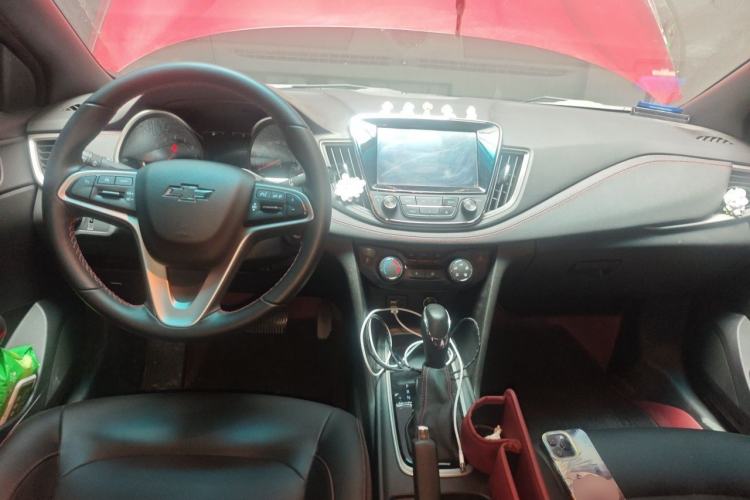 Used Chevrolet Monza 2019 RS 330T Automatic Comfort Edition China VI Standard Center Console