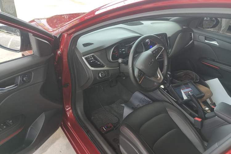 Used Chevrolet Monza 2019 RS 330T Automatic Comfort Edition China VI Standard Driver Seat