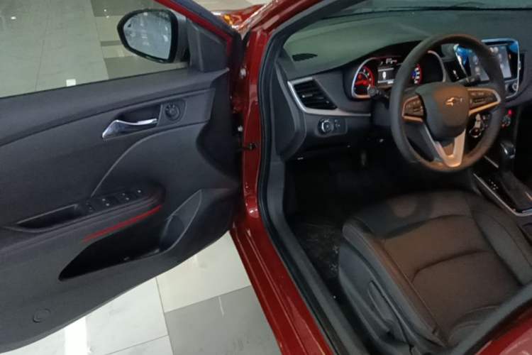 Used Chevrolet Monza 2019 RS 330T Automatic Comfort Edition China VI Standard Driver Seat