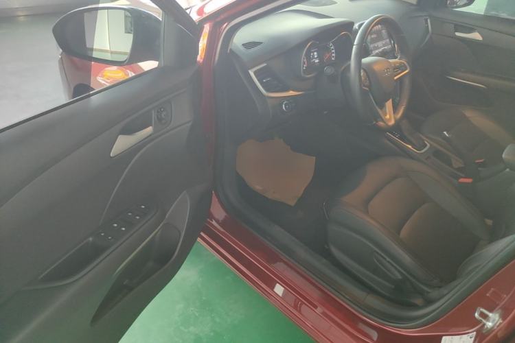 Used Chevrolet Monza 2019 Redline 320T Dual-Clutch Sporty Version China VI Standard Driver Seat