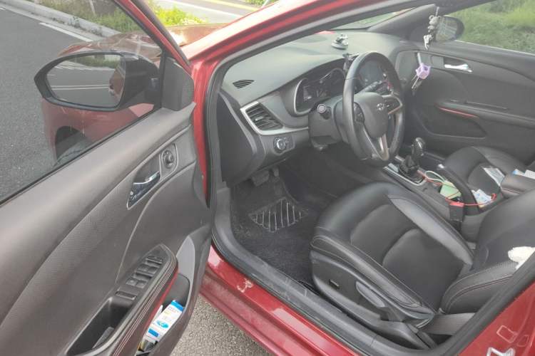 Used Chevrolet Monza 2019 RS 330T Automatic Sporty Edition China VI Standard Driver Seat