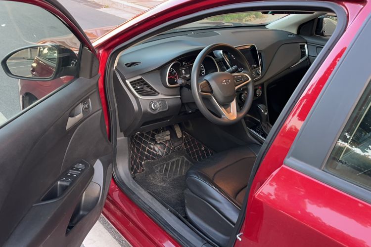 Used Chevrolet Monza 2019 Redline 320T Dual-Clutch Joyful Edition China VI Standard Driver Seat