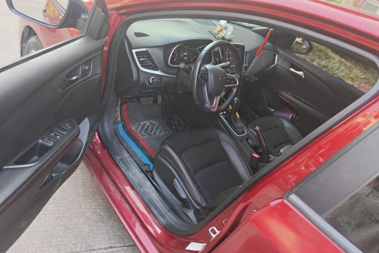 Used Chevrolet Monza 2019 RS 330T Automatic Comfort Edition China VI Standard Driver Seat