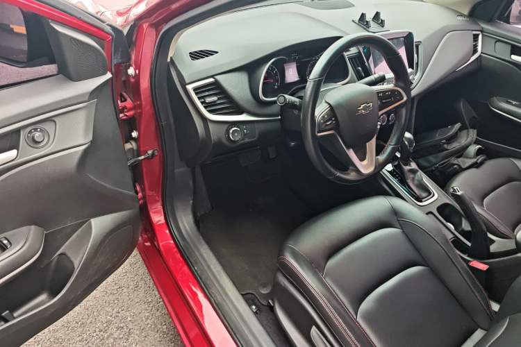 Used Chevrolet Monza 2019 Redline 320T Dual-Clutch Sporty Version China VI Standard Driver Seat