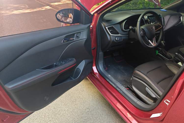 Used Chevrolet Monza 2019 RS 330T Automatic Comfort Edition China VI Standard Driver Seat