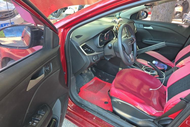 Used Chevrolet Monza 2019 Redline 320T Dual-Clutch Joyful Edition China VI Standard Driver Seat