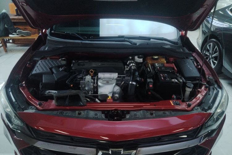 Used Chevrolet Monza 2019 RS 330T Automatic Comfort Edition China VI Standard Engine Bay