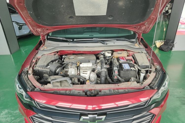 Used Chevrolet Monza 2019 Redline 320T Dual-Clutch Sporty Version China VI Standard Engine Bay