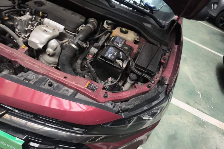Used Chevrolet Monza 2019 RS 330T Automatic Comfort Edition China VI Standard Engine Bay Left