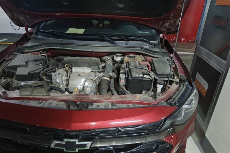 Used Chevrolet Monza 2019 RS 330T Automatic Comfort Edition China VI Standard Engine Bay Left