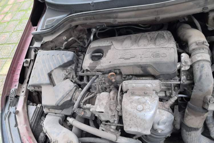 Used Chevrolet Monza 2019 RS 330T Automatic Sporty Edition China VI Standard Engine Bay Right