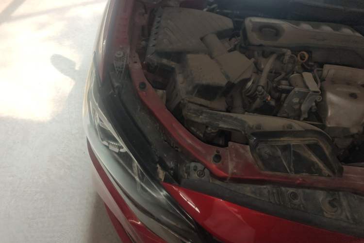Used Chevrolet Monza 2019 RS 330T Automatic Comfort Edition China VI Standard Engine Bay Right