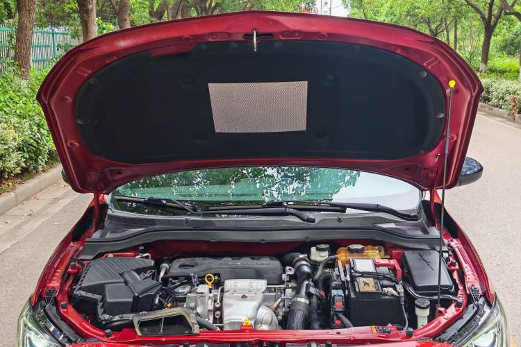 Used Chevrolet Monza 2019 RS 330T Automatic Sporty Edition China VI Standard Engine Bay
