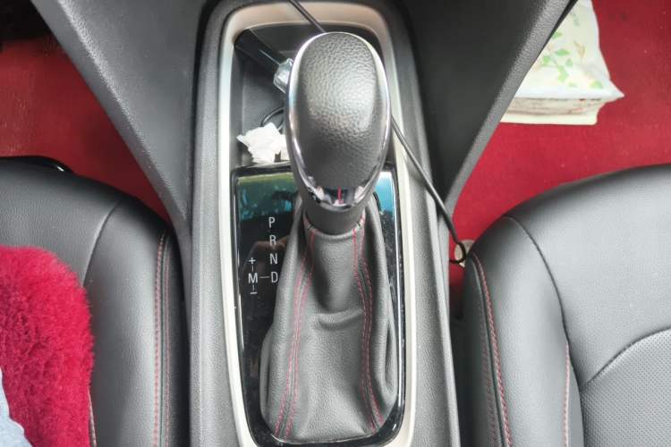Used Chevrolet Monza 2019 RS 330T Automatic Comfort Edition China VI Standard Gear Lever